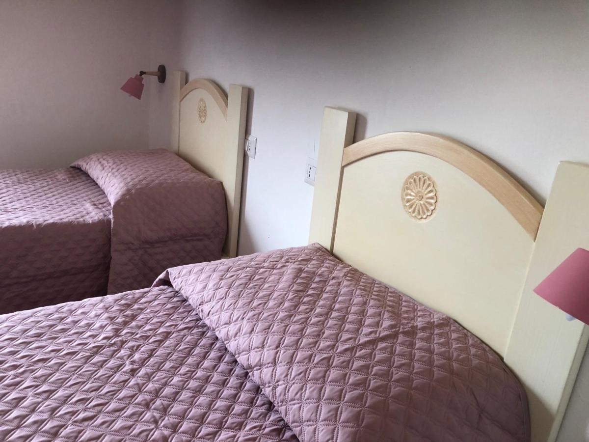 Agriturismo La Casa Delle Fate Loiri Porto San Paolo Eksteriør billede