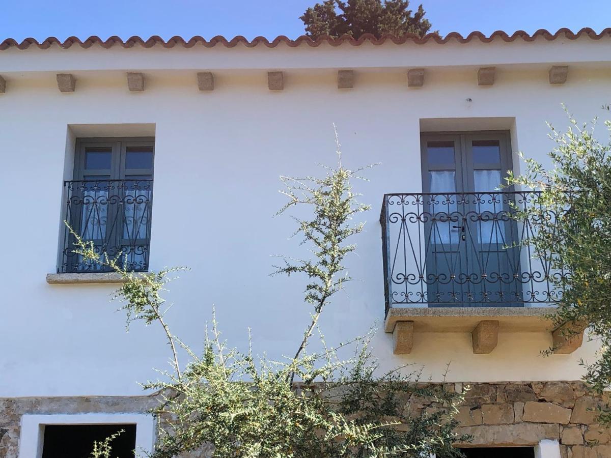 Agriturismo La Casa Delle Fate Loiri Porto San Paolo Eksteriør billede