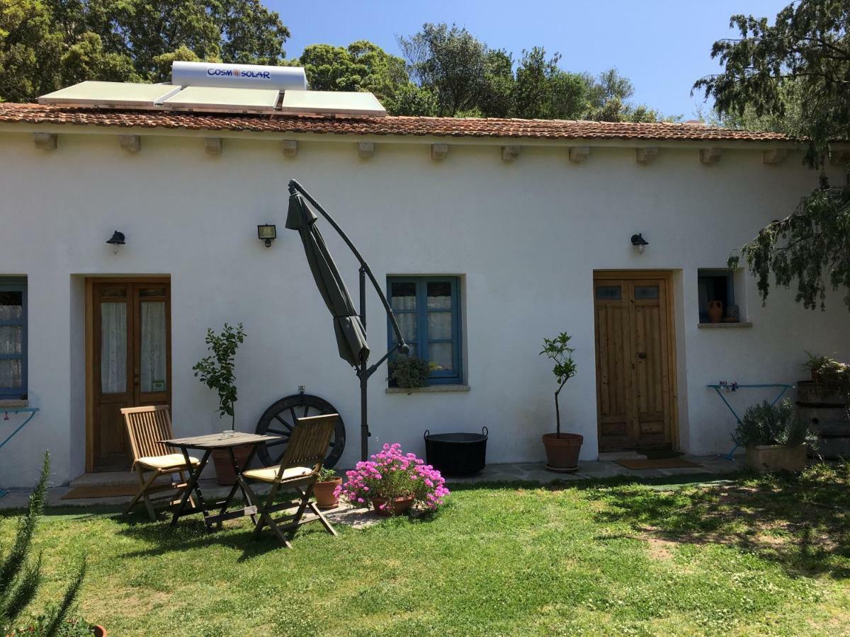 Agriturismo La Casa Delle Fate Loiri Porto San Paolo Eksteriør billede